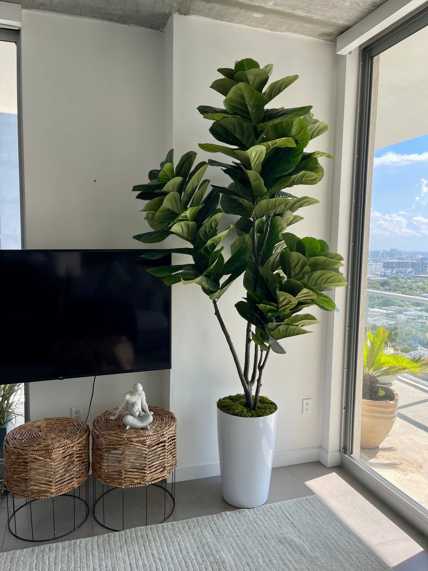 Fiddle leaf fig artificial Plant 102"H / 8.5 feet