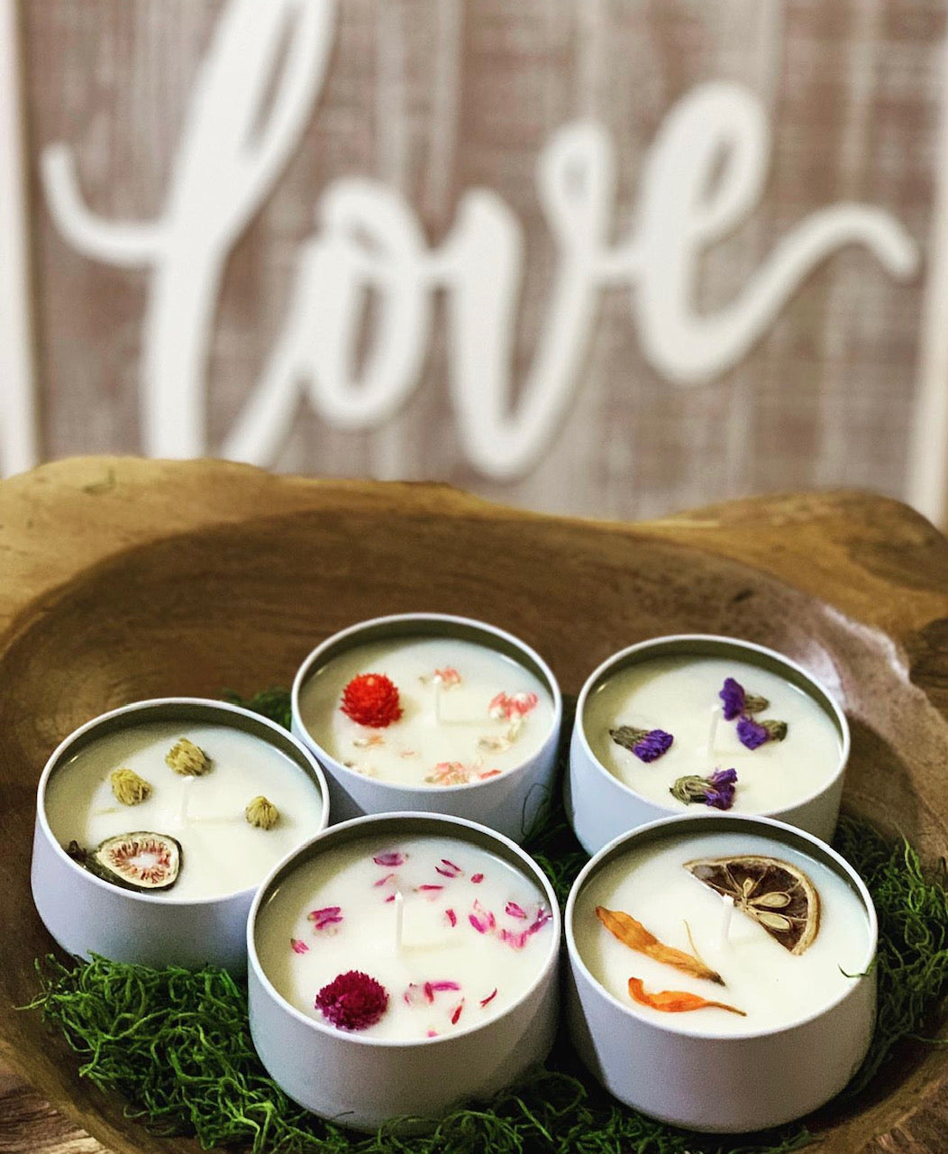 Hand Poured Tin Candles 5 OZ 13.00 $