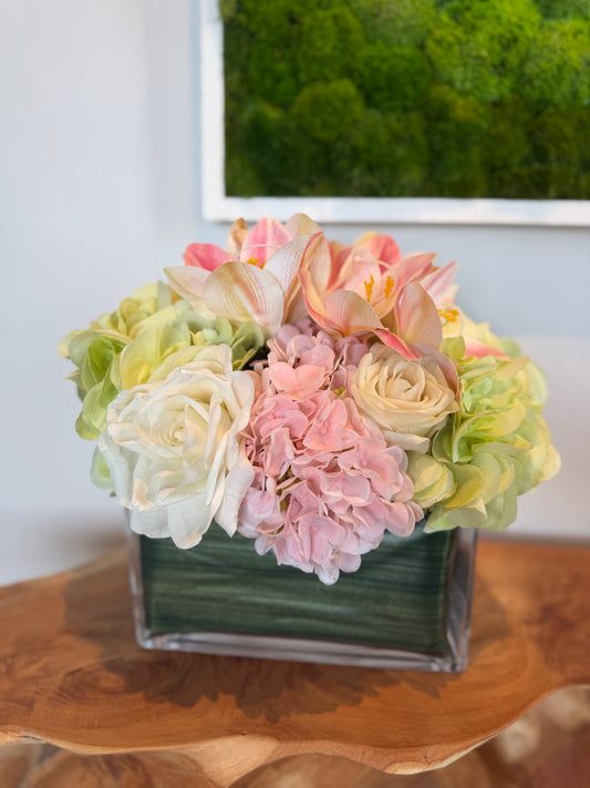 Artificial Flower Bouquet in Glass Vase – Luxury Floral Arrangement for Home & Office Decor
